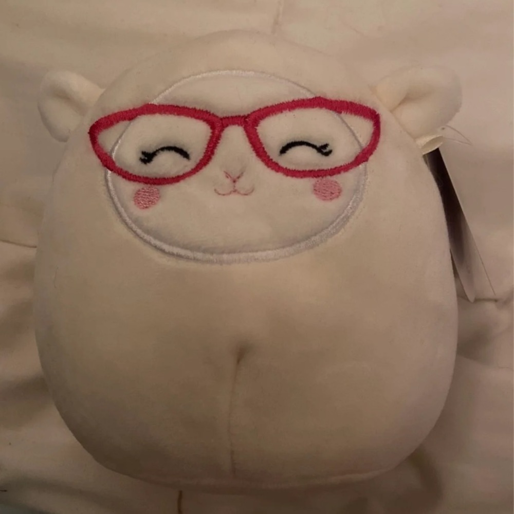 Squishmallow lamb